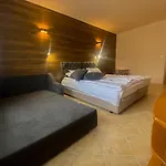 Panorama View-stoykite Apartment Stoykite